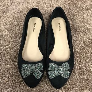 Rhinestone bow black flats. Only worn once